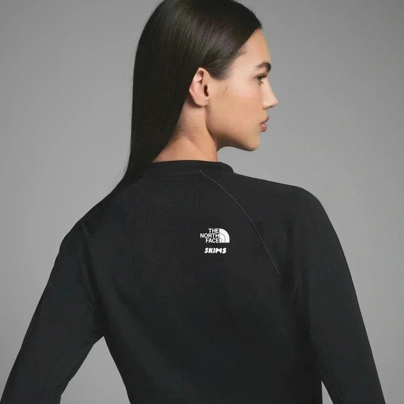 The North Face x SKIMS Dotknit Long Sleeve Top - Picture 3 of 4